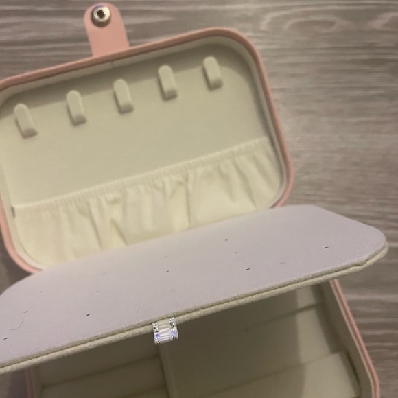 Small Pink Mini Jewelry Holder/Organizer - Picture 2 of 4